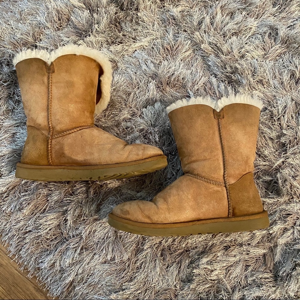 Ugg Bailey Button - image 5
